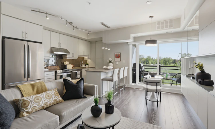 313-128 Garden Drive