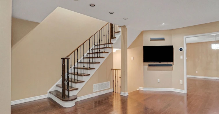 7166 Sandhurst Drive, Mississauga, ON, L5N 7H1 - 12