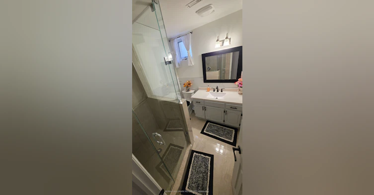 Lower Level-110 Milton Street, Toronto, ON, M8Y 2Y3 - 10