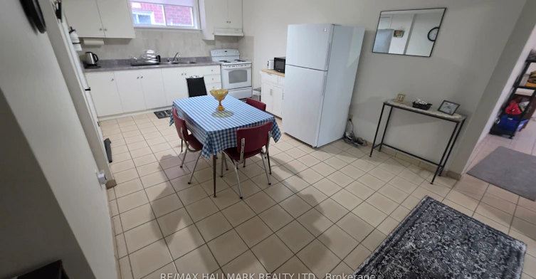 Lower Level-110 Milton Street, Toronto, ON, M8Y 2Y3 - 31