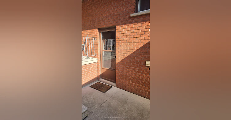 Lower Level-110 Milton Street, Toronto, ON, M8Y 2Y3 - 5