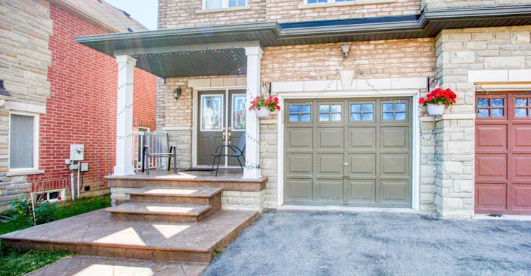 Upper-18 Saint Eugene Street, Brampton, ON, L6Y 0K9 - 2