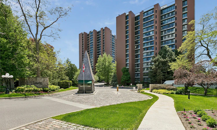 609-1400 Dixie Road