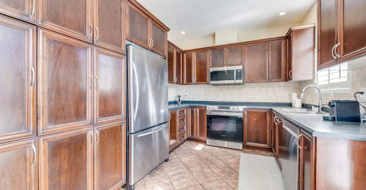 3048 Jenn Avenue, Burlington, ON, L7M 0C8 - 8