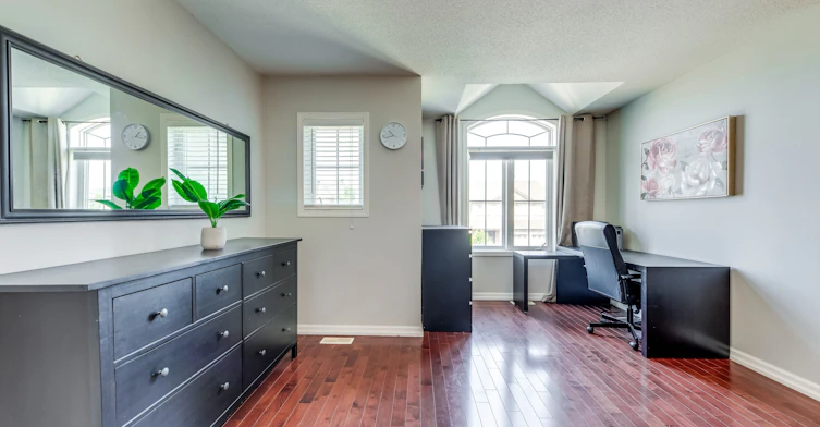 3048 Jenn Avenue, Burlington, ON, L7M 0C8 - 16