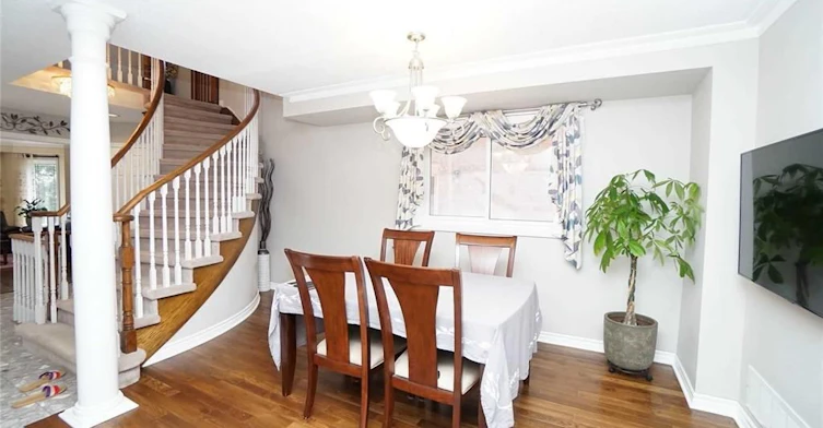 4887 Natkarni Crescent, Mississauga, ON, L5V 1L4 - 7