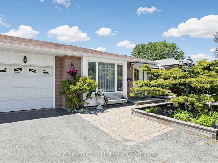 36 Glenvale Boulevard, Brampton, ON, L6S 1J1 - 6