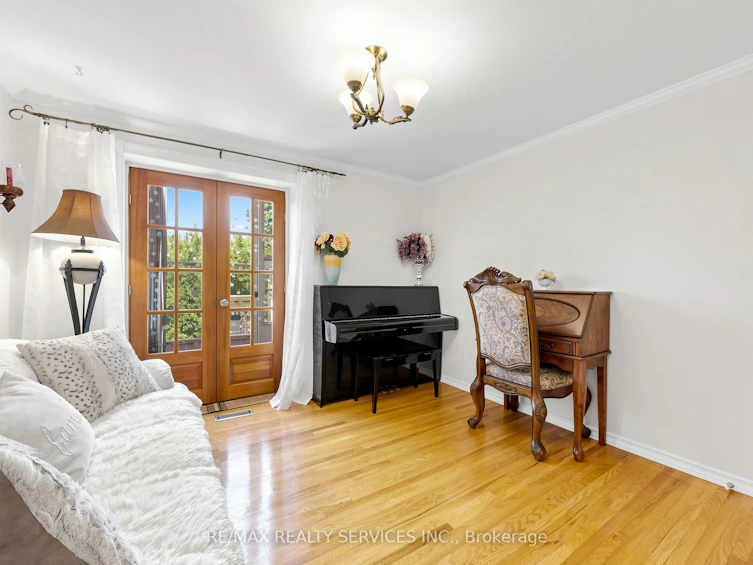 36 Glenvale Boulevard, Brampton, ON, L6S 1J1 - 32