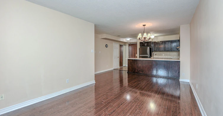 302-156 Enfield Place, Mississauga, ON, L5B 4L8 - 8