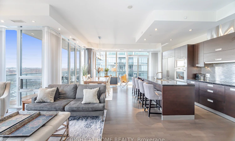 3005-88 Park Lawn Road
