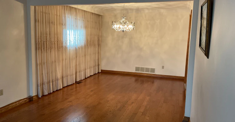 Upper-391 Glen Park Avenue, Toronto, ON, M6B 2E6 - 5
