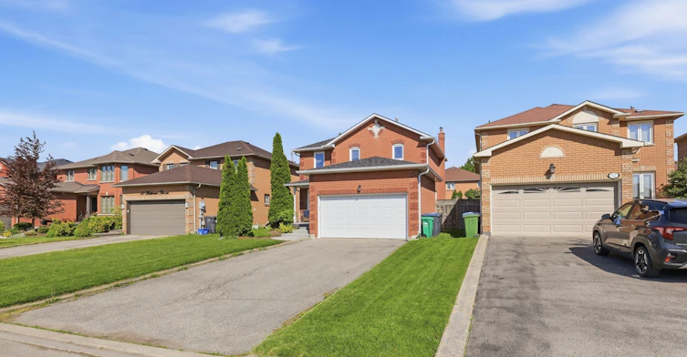 50 Whitbread Avenue, Caledon, ON, L7E 1L7 - 2