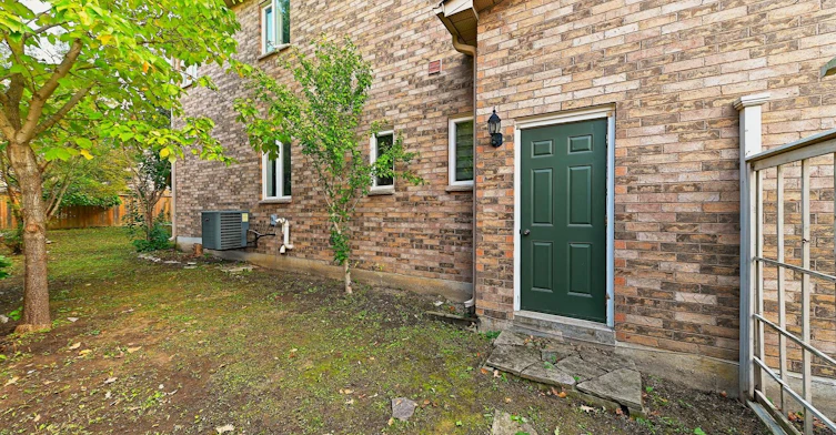 6843 Campbell Settler Court E, Mississauga, ON, L5W 1B3 - 46