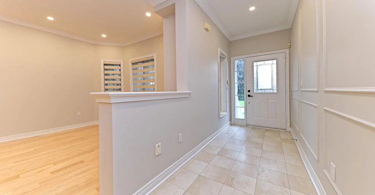 6843 Campbell Settler Court E, Mississauga, ON, L5W 1B3 - 4