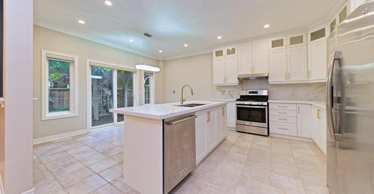 6843 Campbell Settler Court E, Mississauga, ON, L5W 1B3 - 16