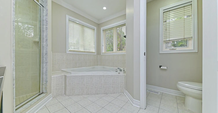 6843 Campbell Settler Court E, Mississauga, ON, L5W 1B3 - 36
