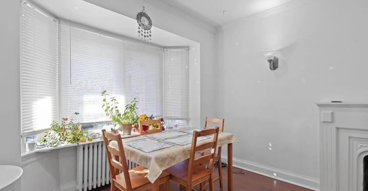 Main-55 Hartley Avenue, Toronto, ON, M6E 4E9 - 8