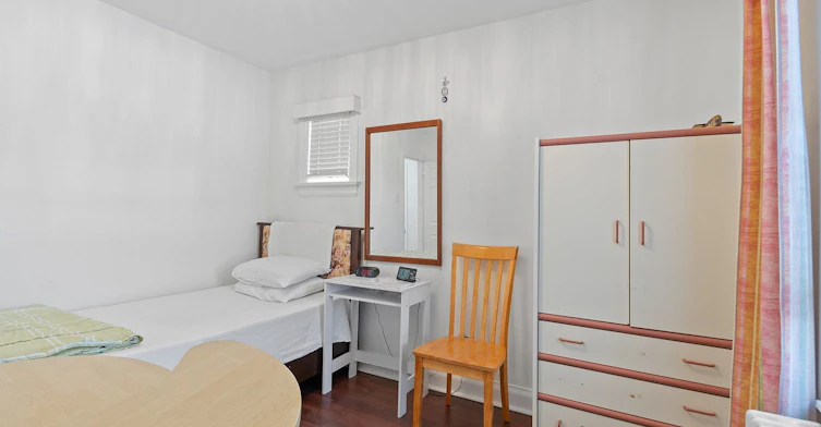 Main-55 Hartley Avenue, Toronto, ON, M6E 4E9 - 15
