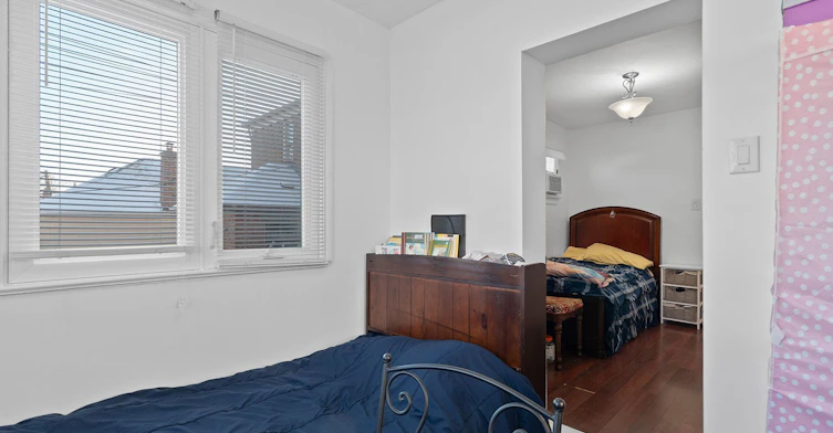 Main-55 Hartley Avenue, Toronto, ON, M6E 4E9 - 19