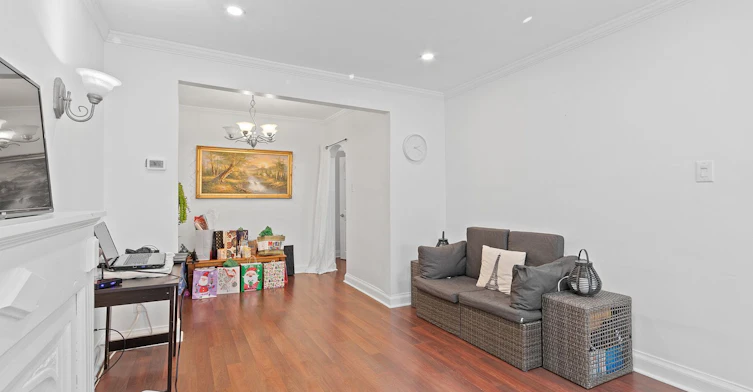 Main-55 Hartley Avenue, Toronto, ON, M6E 4E9 - 7