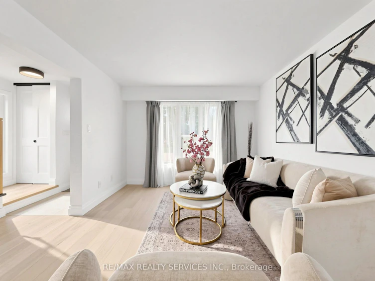 26 Mayfair Crescent, Brampton, ON, L6S 3N4 - 4
