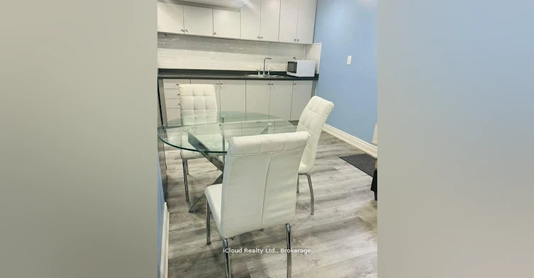 32 Maple Beach Crescent, Brampton, ON, L7A 2T8 - 2