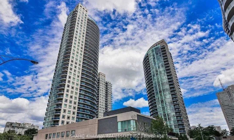 1703-80 Absolute Avenue