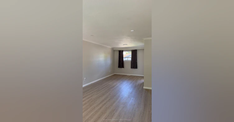 3796 Wyewood Road, Mississauga, ON, L4T 2A2 - 2