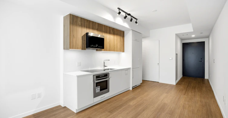 329-689 The Queensway N/A, Toronto, ON, M8Y 1L1 - 10