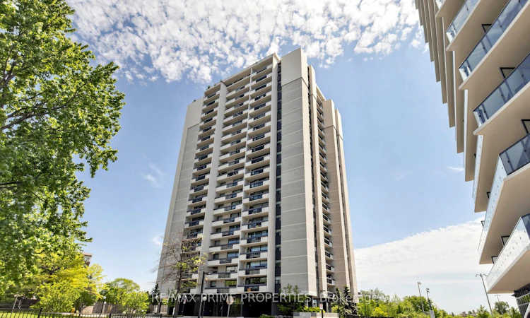 1404-1455 Lawrence Avenue W