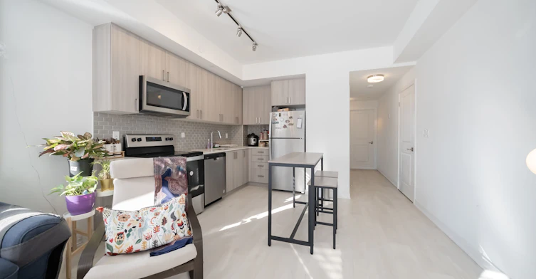 2-4015 Hickory Drive, Mississauga, ON, L4W 1L1 - 8