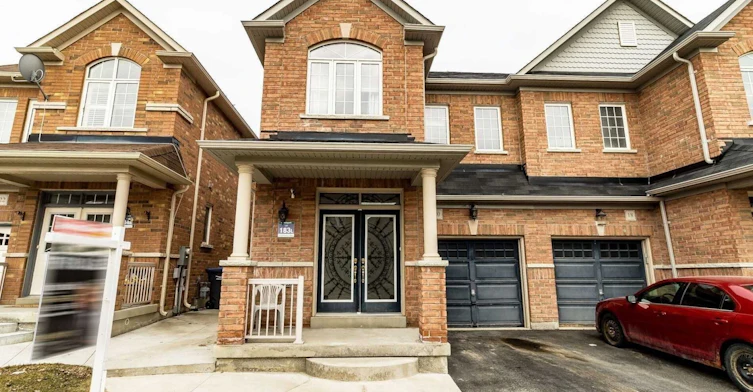 Upper-20 Pentonville Road, Brampton, ON, L6R 3R9 - 3