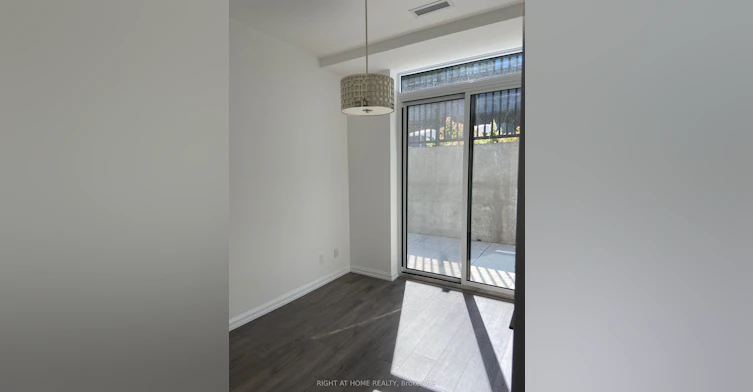 TH 17-15 Brin Drive, Toronto, ON, M8X 0B4 - 11