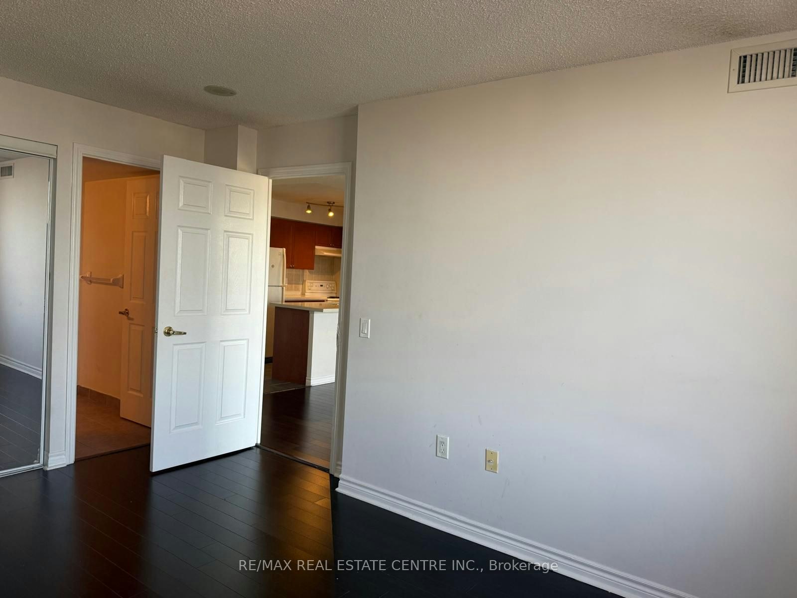 601-55 Strathaven Drive, Mississauga, ON, L5R 4G9 - 20