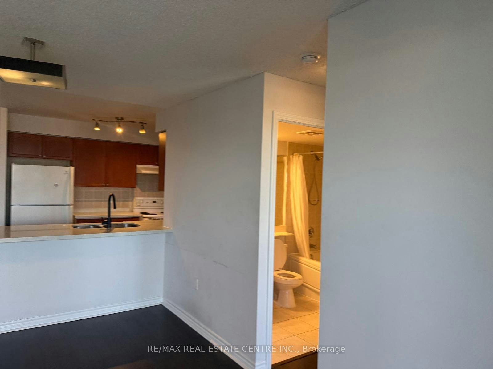 601-55 Strathaven Drive, Mississauga, ON, L5R 4G9 - 38