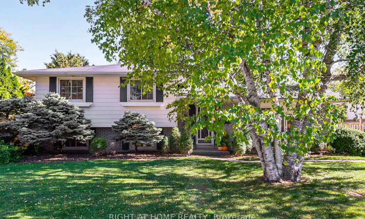 5188 Cherryhill Crescent