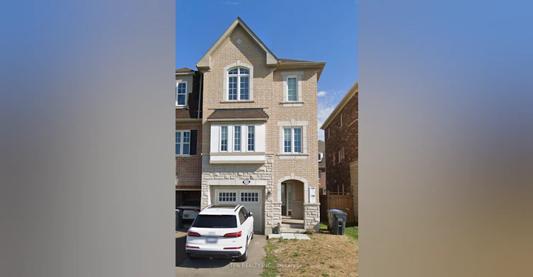 63 Baycliffe Crescent, Brampton, ON, L7A 3Z3
