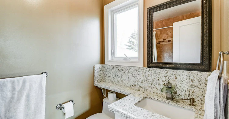 591 Lakeside Avenue, Mississauga, ON, L5G 1N7 - 24