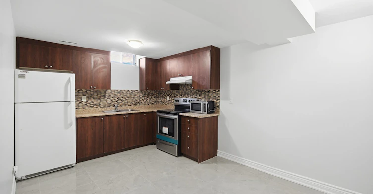 LOWER-8 Deerpark Crescent S, Brampton, ON, L6X 2T7 - 10