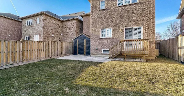 23 Calderstone Drive S, Brampton, ON, L6P 2A4 - 9