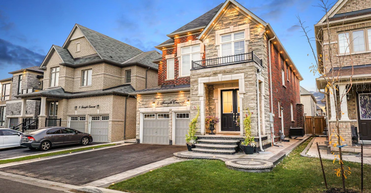 5 Forsyth Crescent E, Brampton, ON, L6X 5N2 - 2