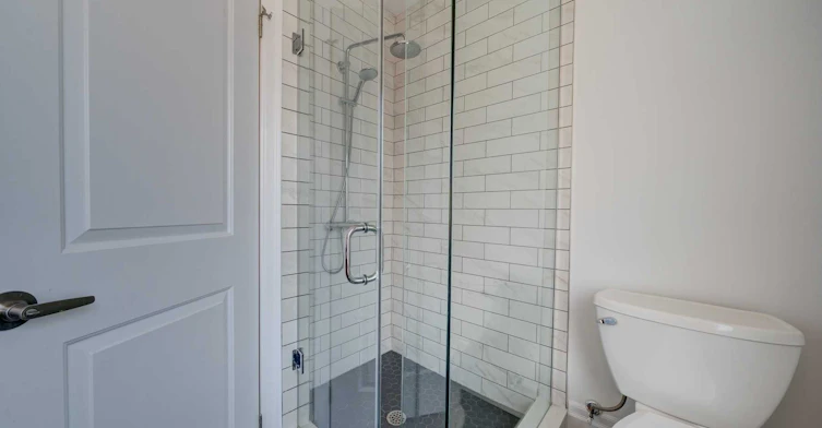 2B-1 Lansdowne Avenue, Toronto, ON, M6K 2V7 - 8
