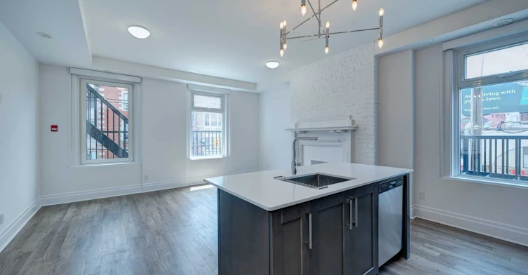 2B-1 Lansdowne Avenue, Toronto, ON, M6K 2V7 - 10
