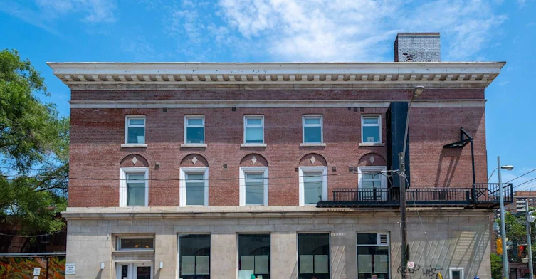 2B-1 Lansdowne Avenue, Toronto, ON, M6K 2V7 - 19