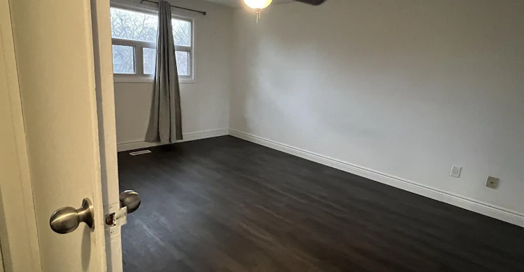 30 Salisbury Circle, Brampton, ON, L6V 2Z5 - 10