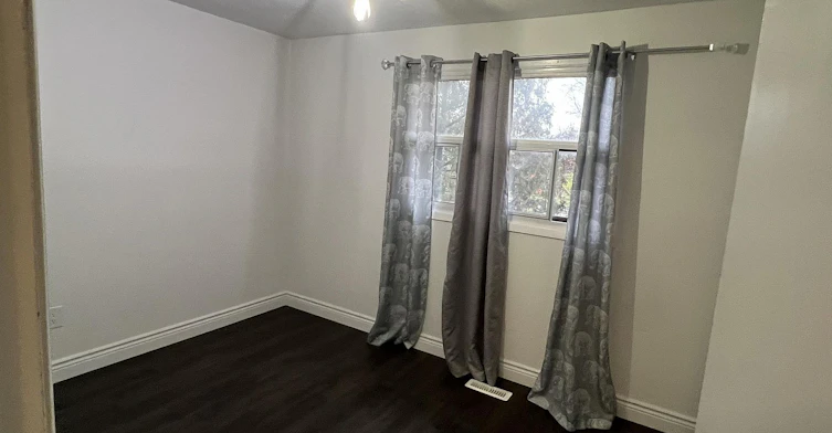 30 Salisbury Circle, Brampton, ON, L6V 2Z5 - 13