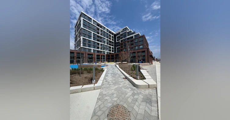 624-858 Dupont Street, Toronto, ON, M6G 0C1