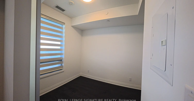 4803-4015 The Exchange N/A NE, Mississauga, ON, L5B 0N9 - 5