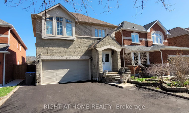 377 Turnberry Crescent