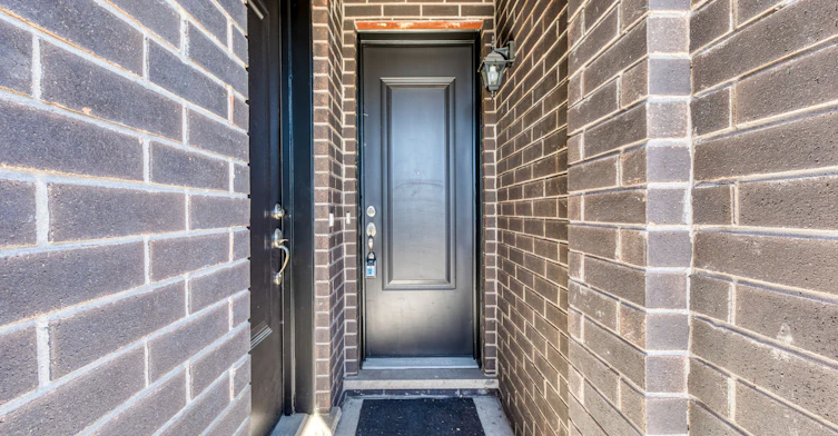 Upper-1 - 1774A Lawrence Avenue W, Toronto, ON, M6L 0A3 - 4